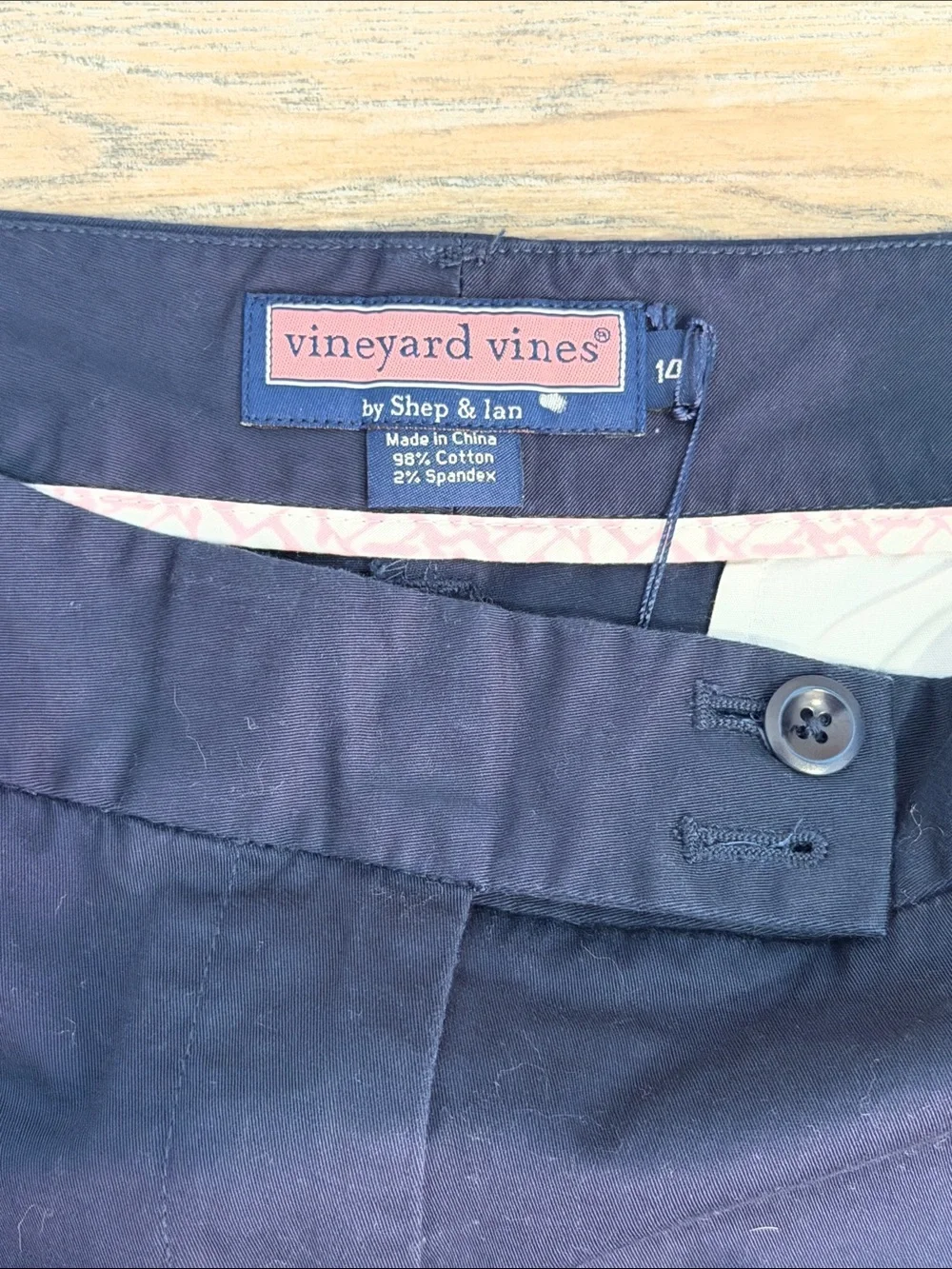 Vineyard Vines tailored navy